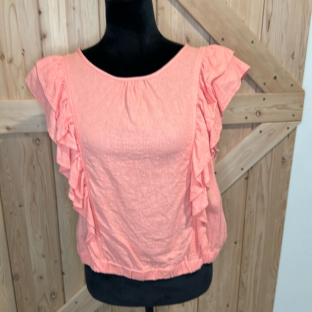 Express- Linen Blend Flutter Sleeve Top